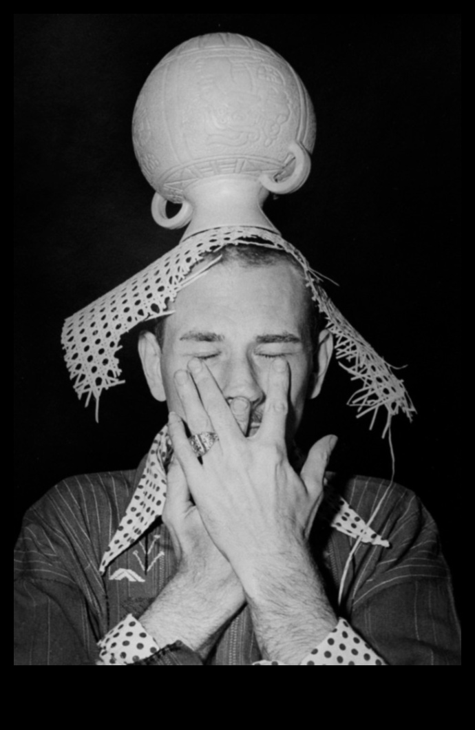 Σουρεαλιστικές Συμφωνίες: Δημιουργία Ονειρικών Μελωδιών με Πρωτοποριακά Στυλ Φωτογραφίας